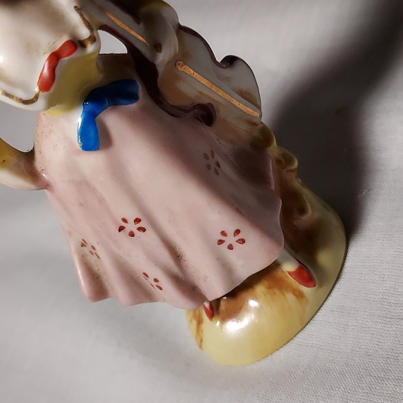 Vintage  Made in Occupied Japan Man With Mandolin Lady With Violin Figurines - Picture 8 of 9